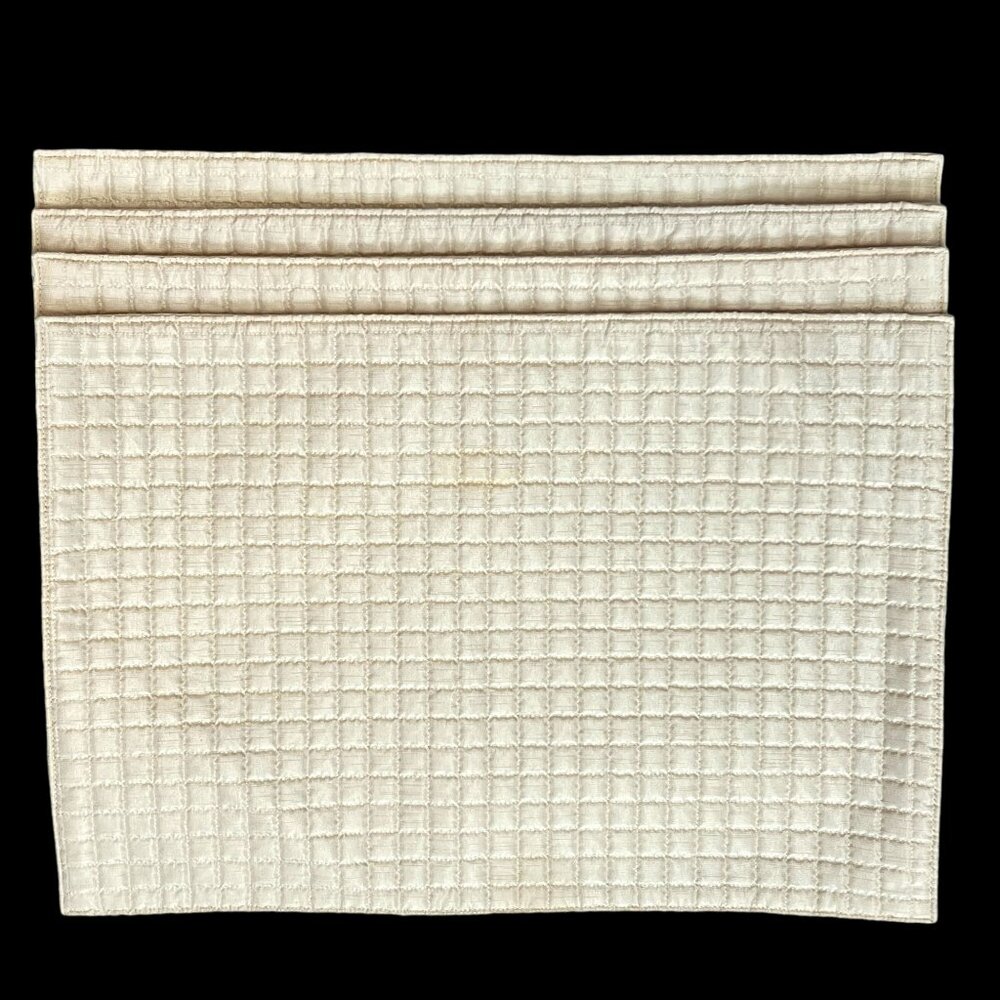 4 Cream Quilted Dining Table Placemats Elegant Waffle Decor 12.5" X 18.5"